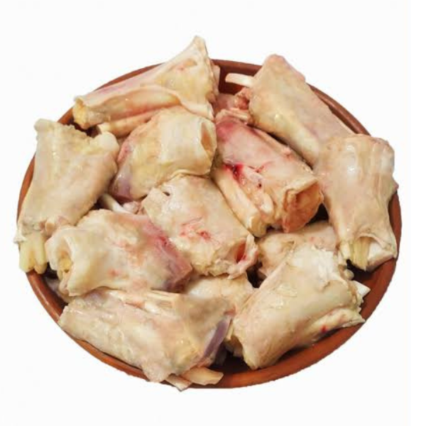 গরুর পায়া ফ্যামিলি সাইজের কাটিং করা